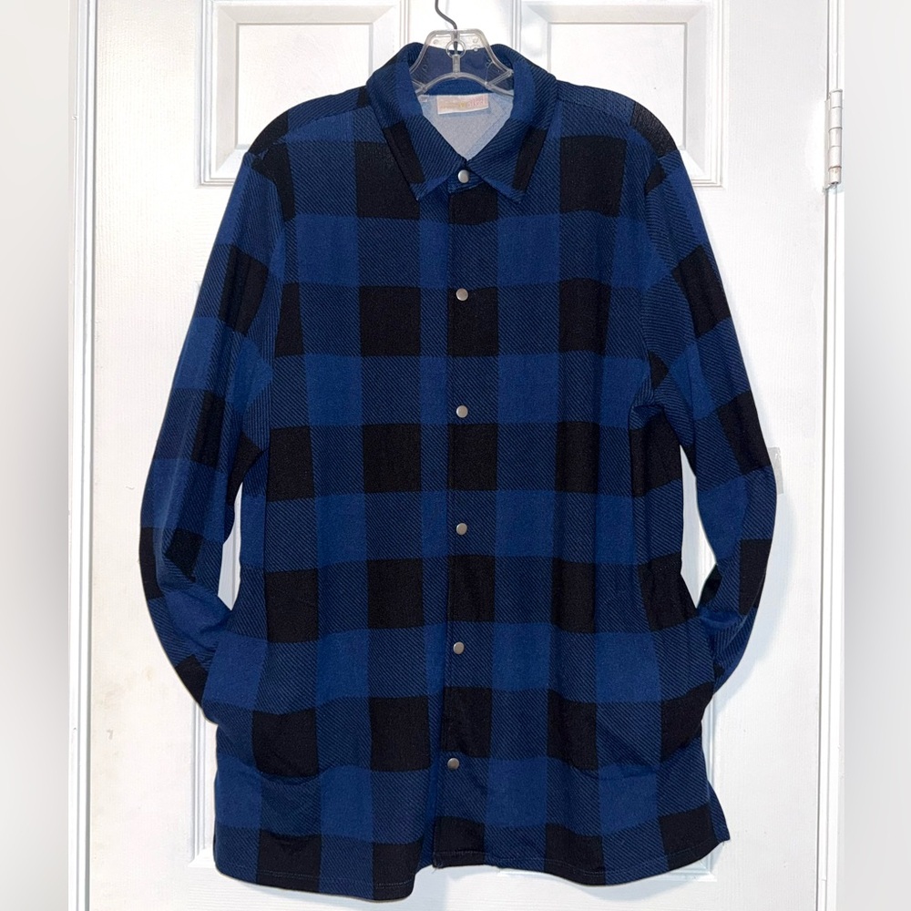 Belle by:Kim Gravel Black and Blue Buffalo Check Knit Shirt Snap Buttons Medium